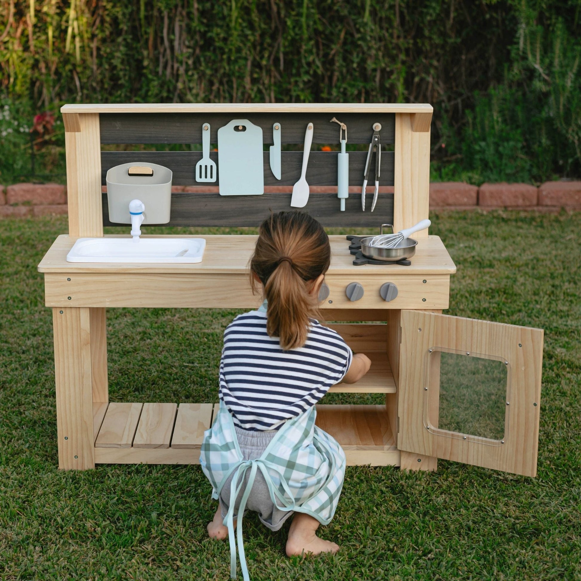 Mud Kitchen
