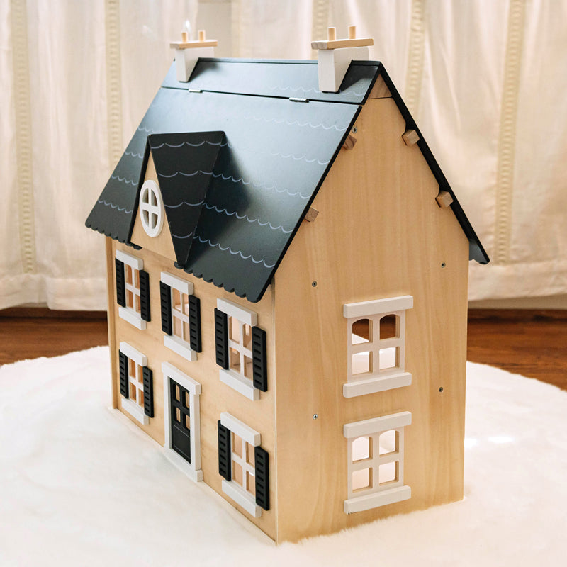 Classic Dollhouse